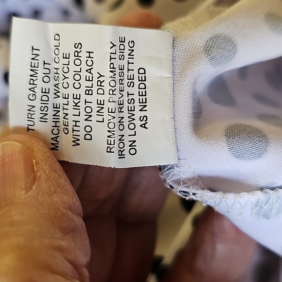 Polka Dot Women's Top By Notations. Cap Sleeve. Size 3x. - Picture 8 of 8